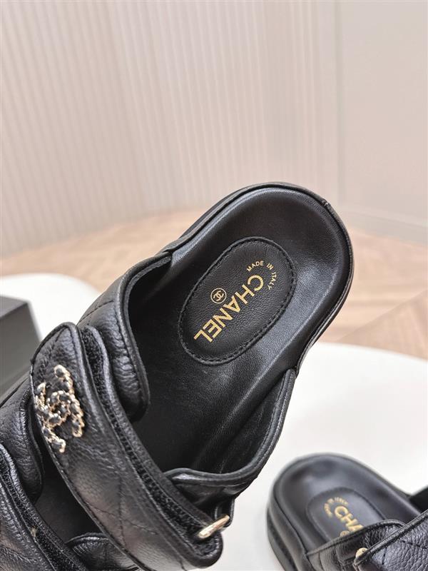 2025112818444087 280